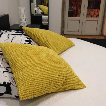Tram 28 Downtown Apartment Lissabon